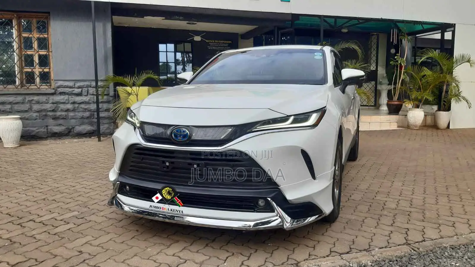 Toyota Harrier Hybrid G 2020 White