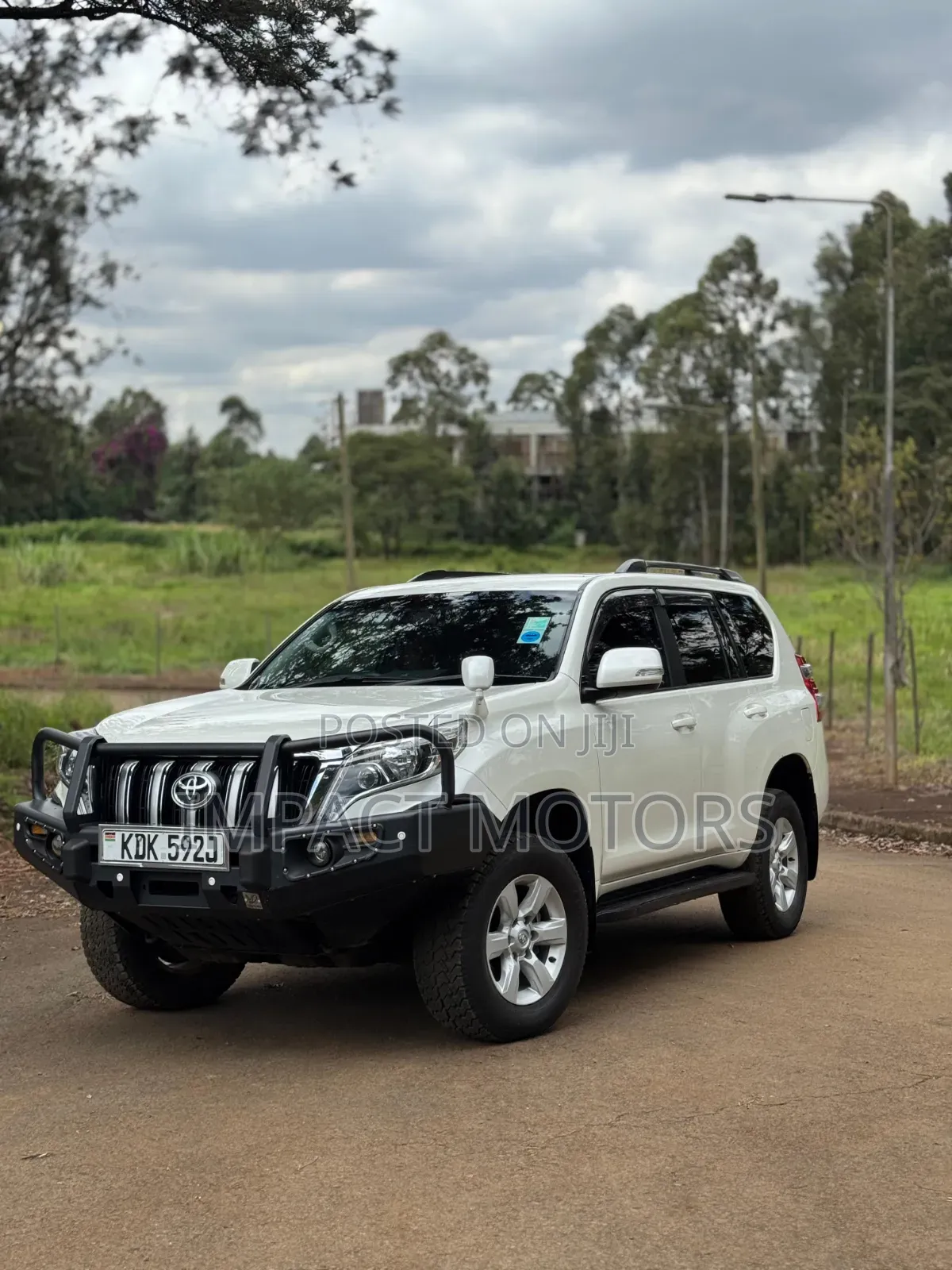 Toyota Land Cruiser Prado 2016 White