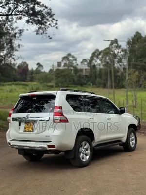 Toyota Land Cruiser Prado 2016 White