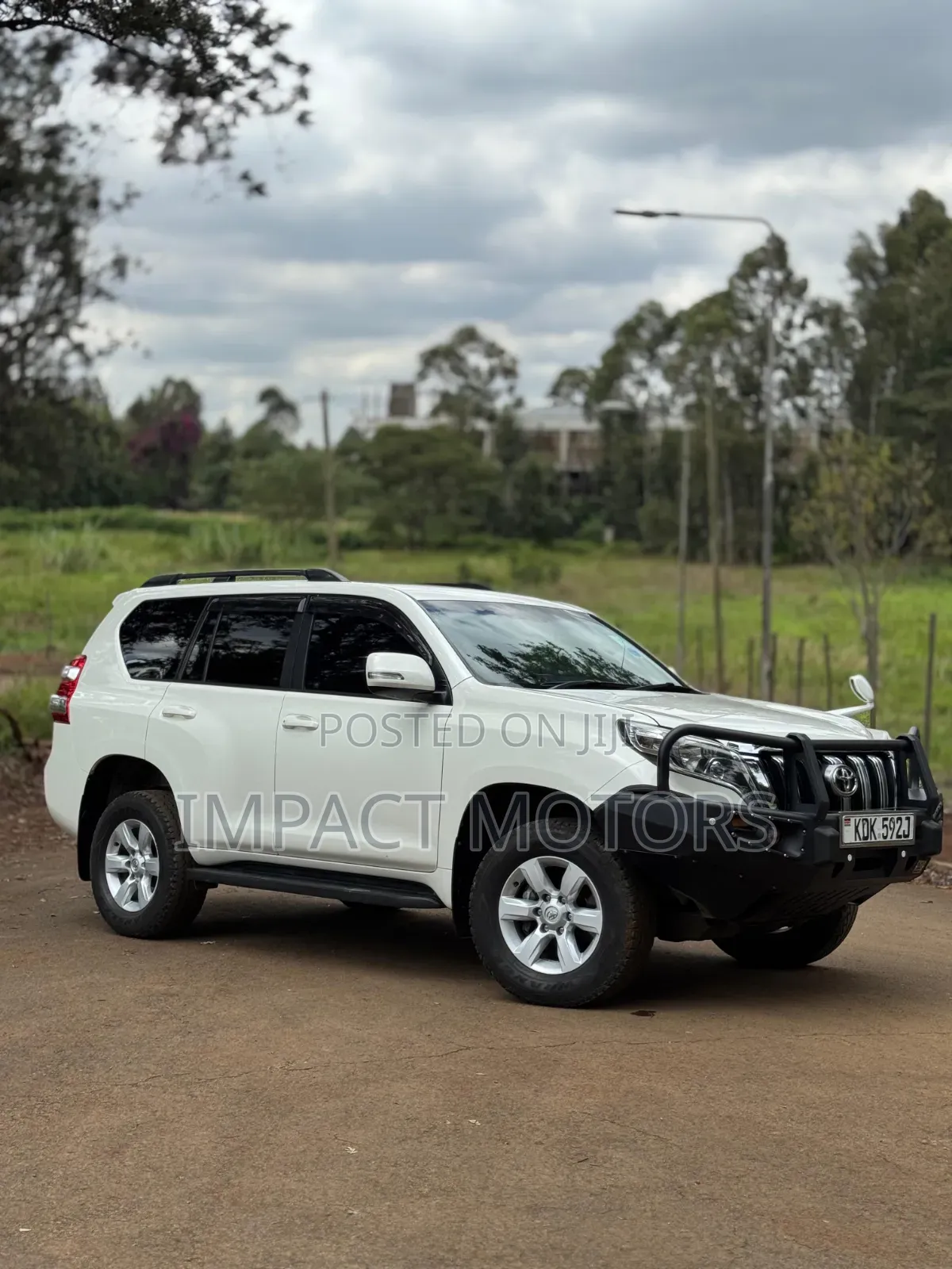 Toyota Land Cruiser Prado 2016 White