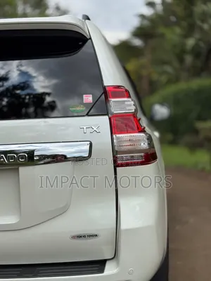 Toyota Land Cruiser Prado 2016 White
