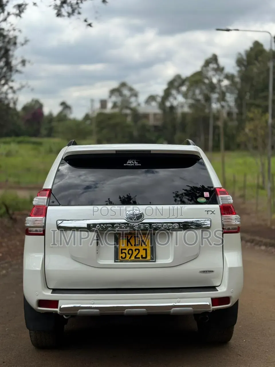 Toyota Land Cruiser Prado 2016 White