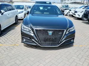 Toyota Crown 2018 Black