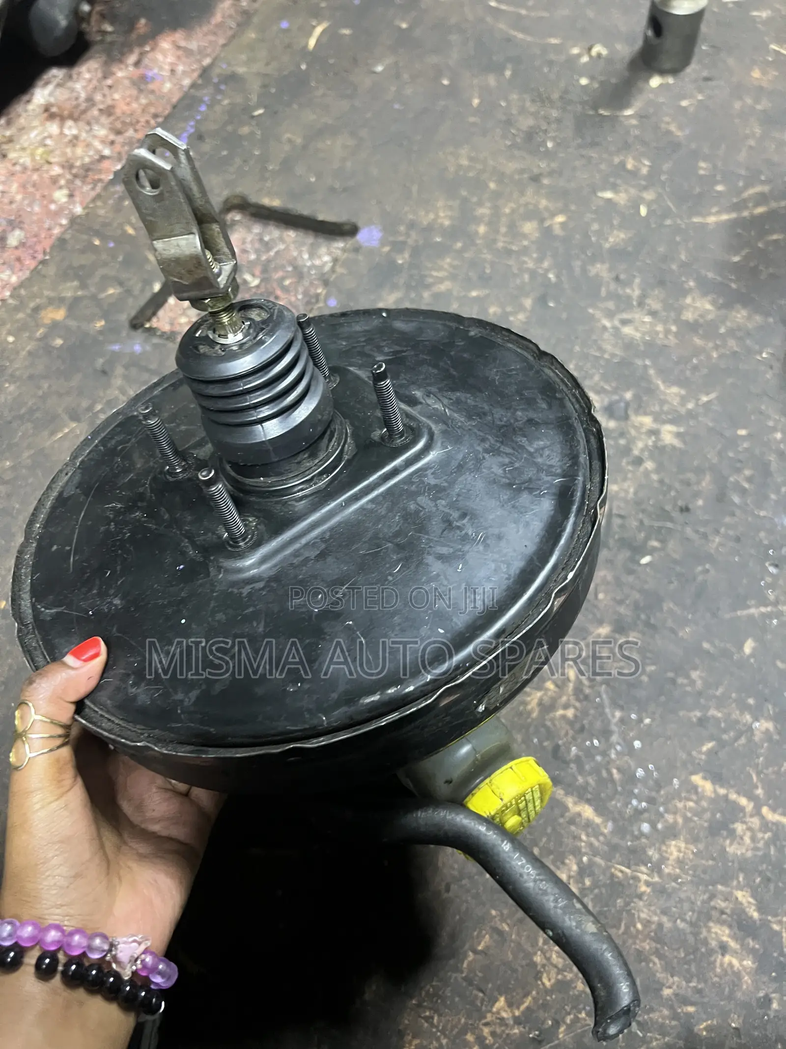 Nissan Sunny B15 Brake Booster