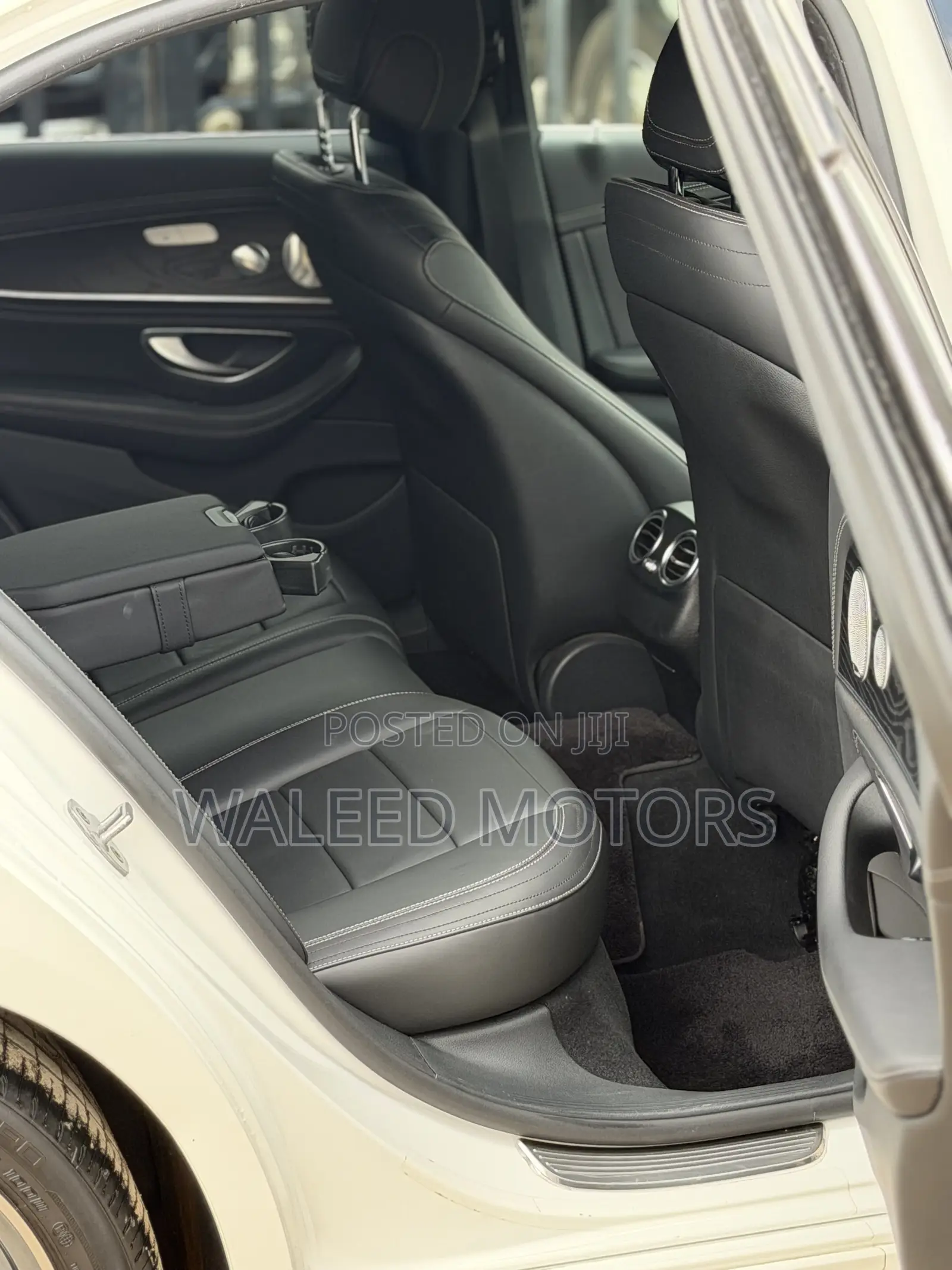 Mercedes-Benz E200 2019 Pearl