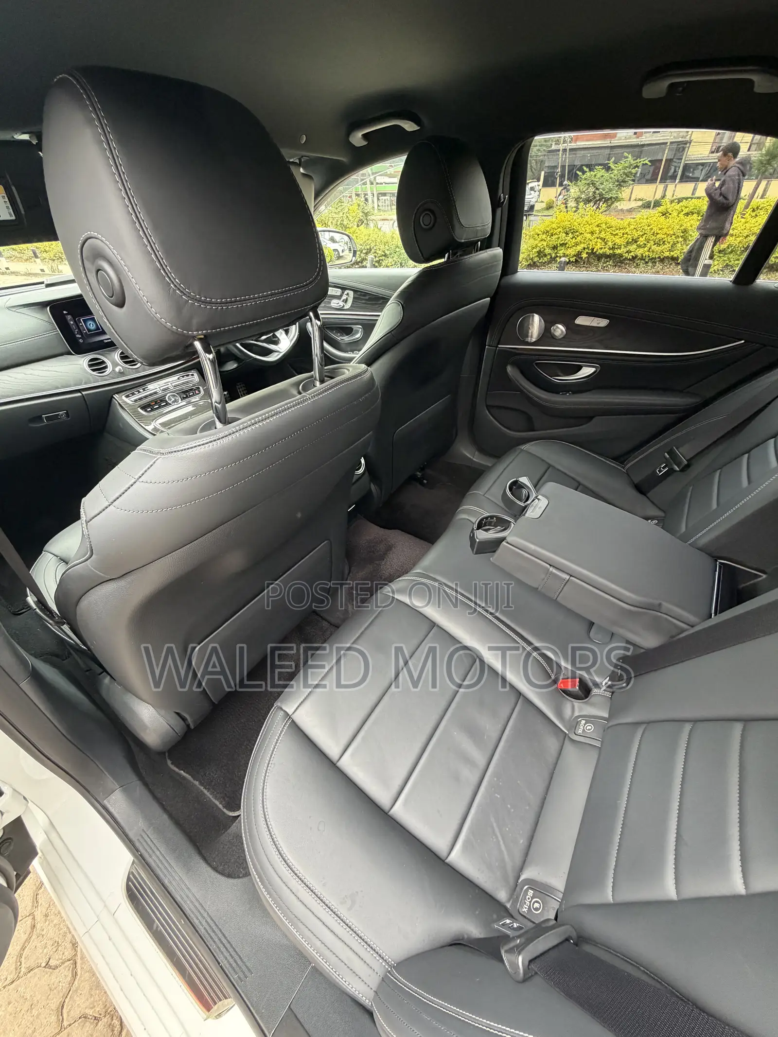Mercedes-Benz E200 2019 Pearl
