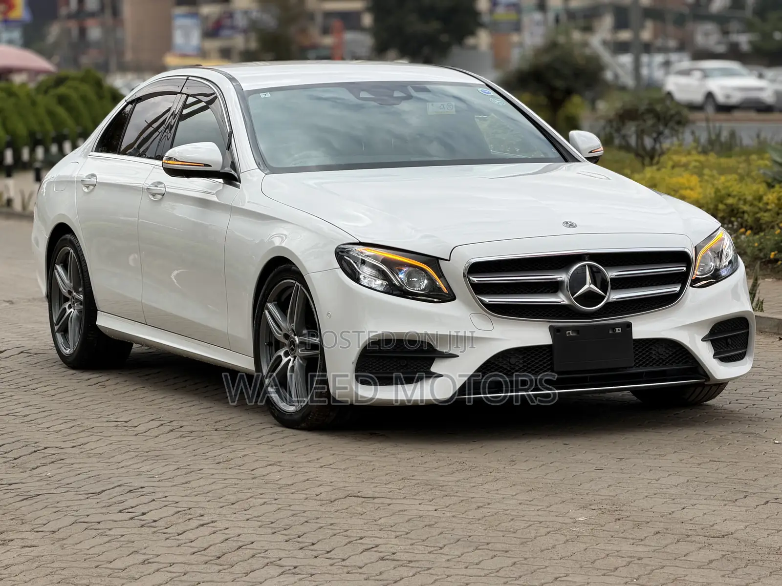 Mercedes-Benz E200 2019 Pearl