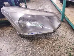 Toyota D-Max 2014 Headlight