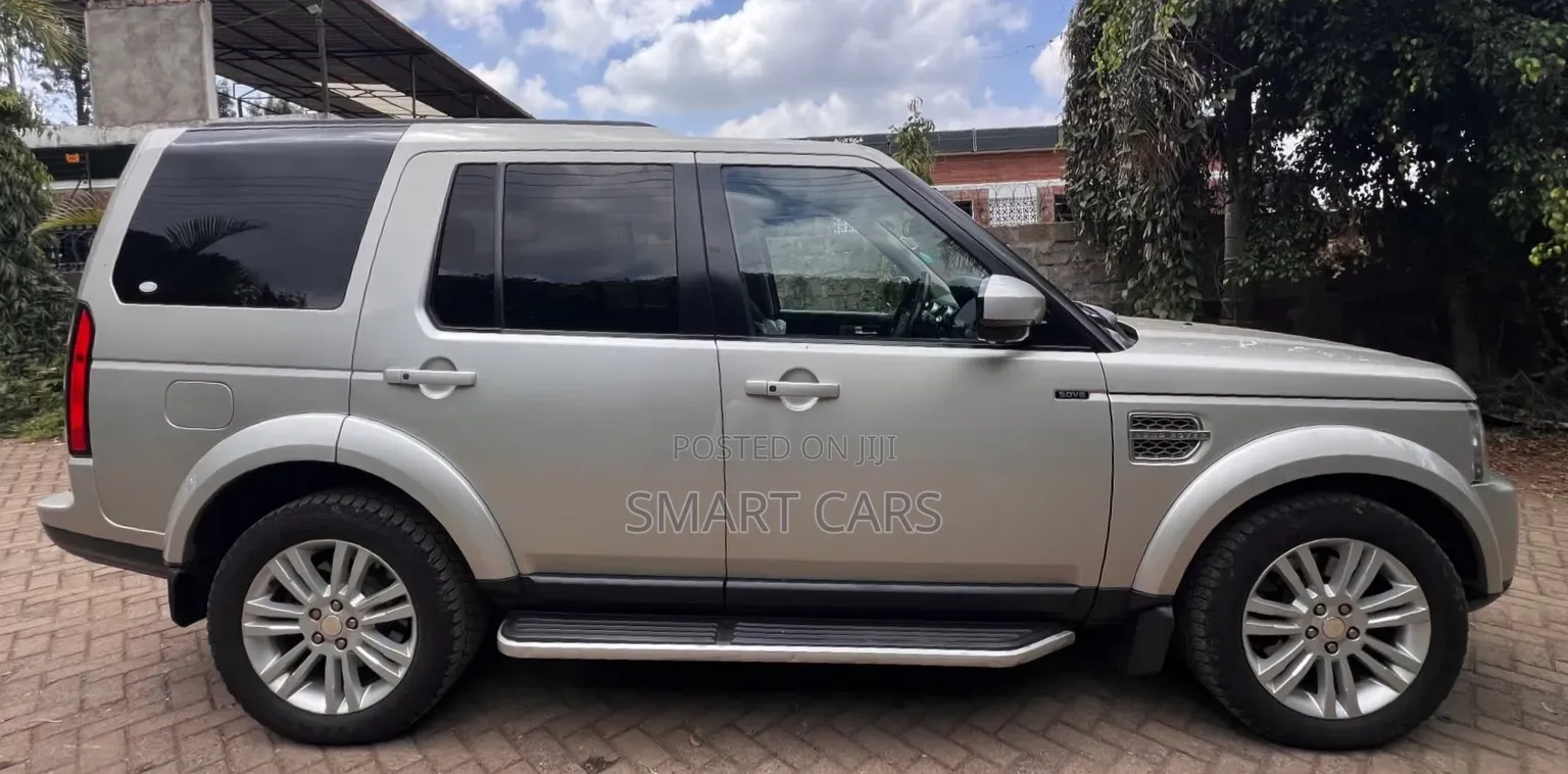 Land Rover Discovery 2014 Silver