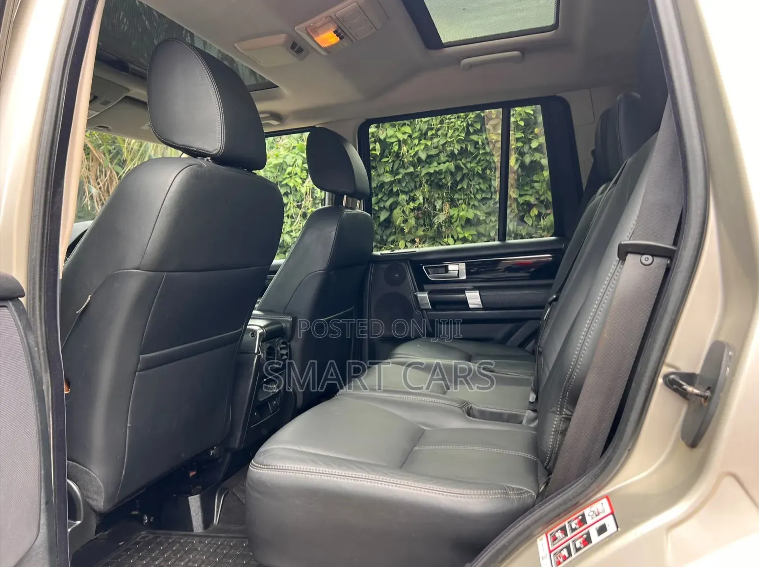 Land Rover Discovery 2014 Silver