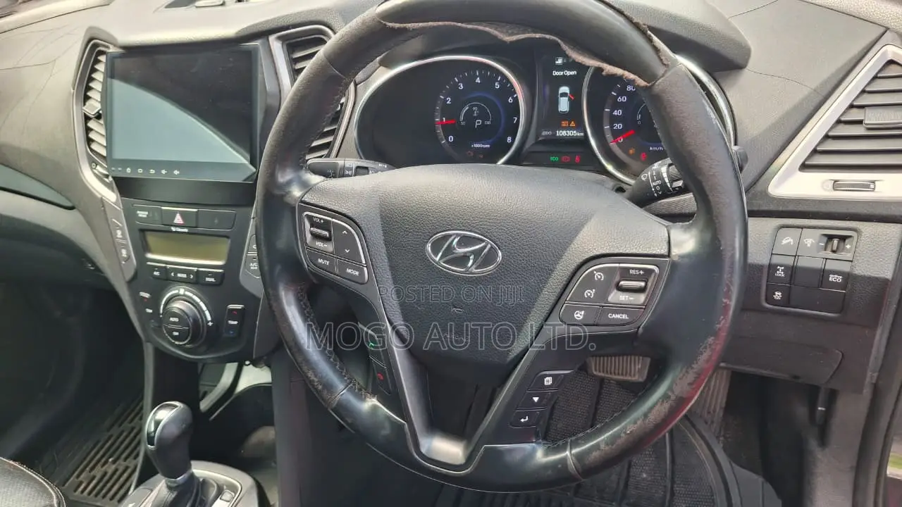 Hyundai Santa Fe 2015 Blue