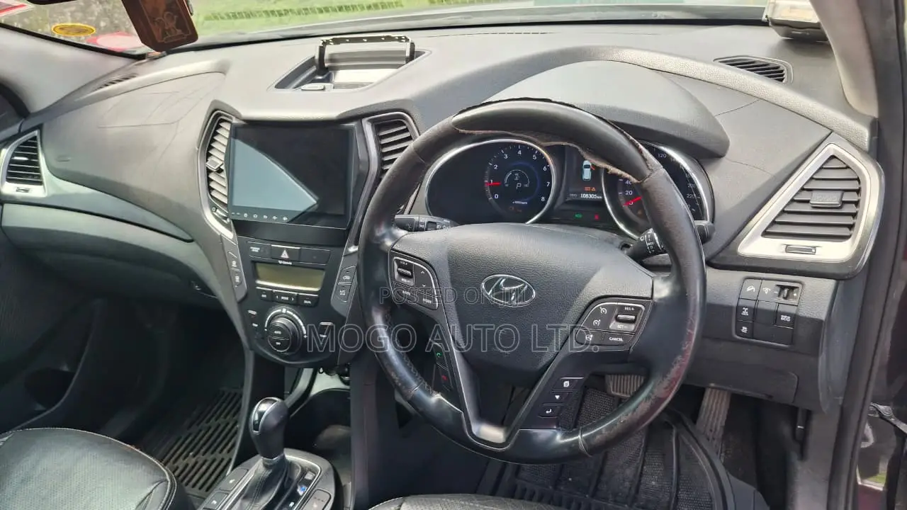 Hyundai Santa Fe 2015 Blue