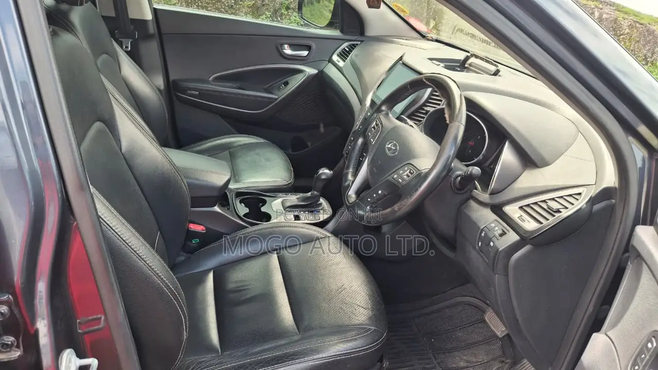 Hyundai Santa Fe 2015 Blue