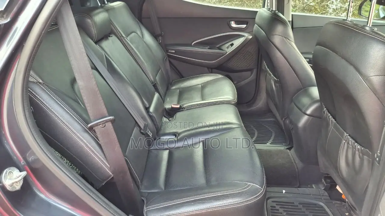 Hyundai Santa Fe 2015 Blue
