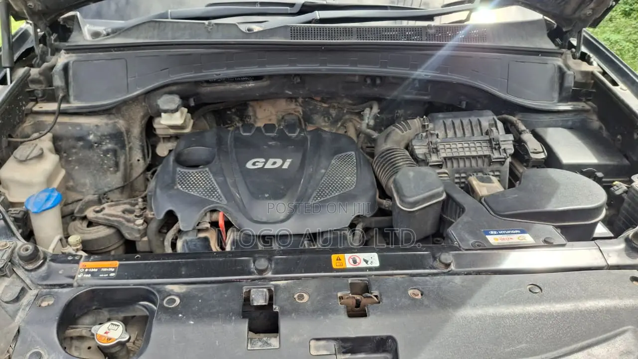 Hyundai Santa Fe 2015 Blue