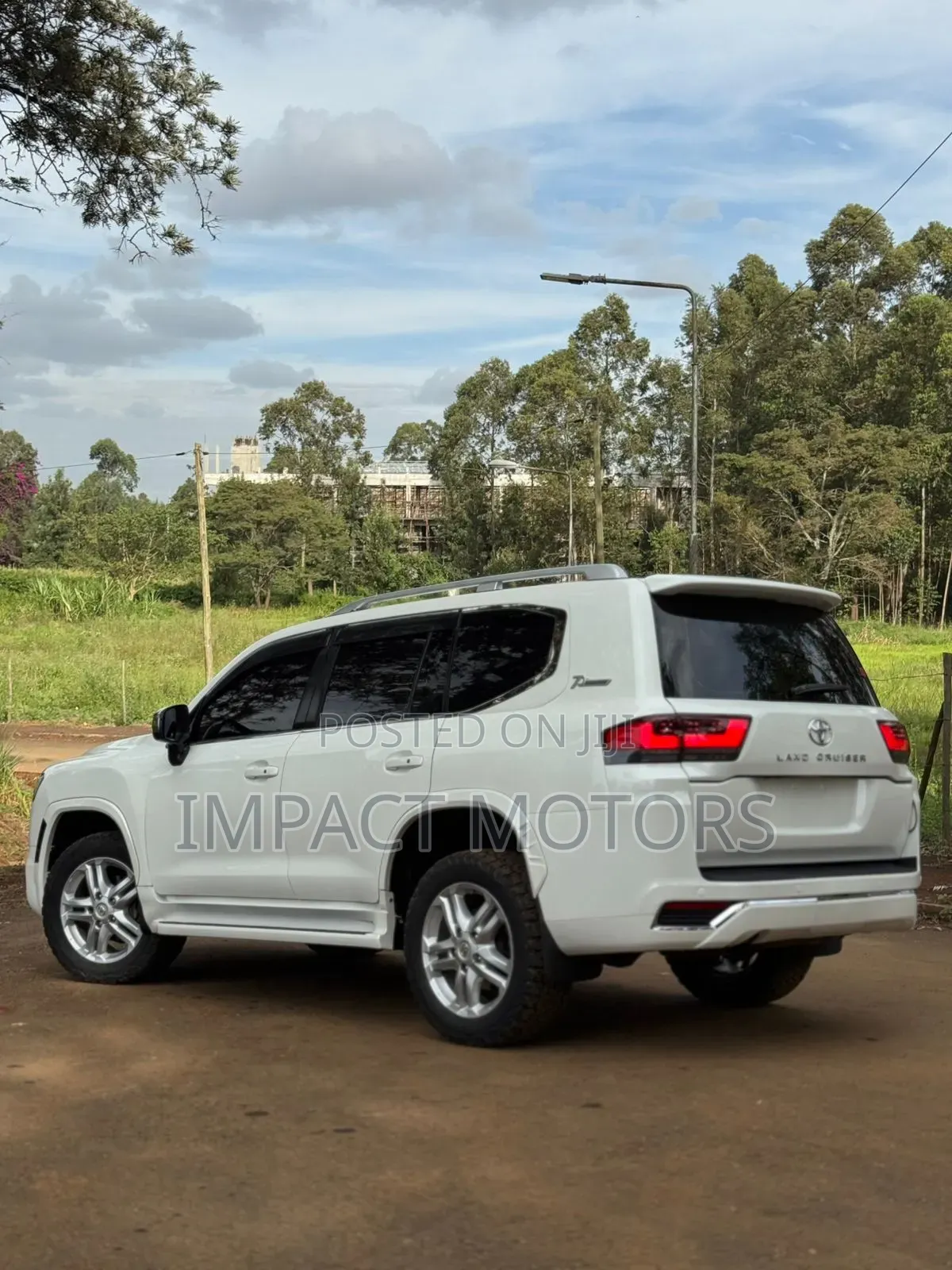 Toyota Land Cruiser Prado 2012 Pearl