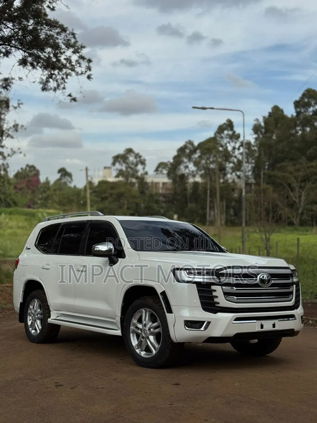 Toyota Land Cruiser Prado 2012 Pearl