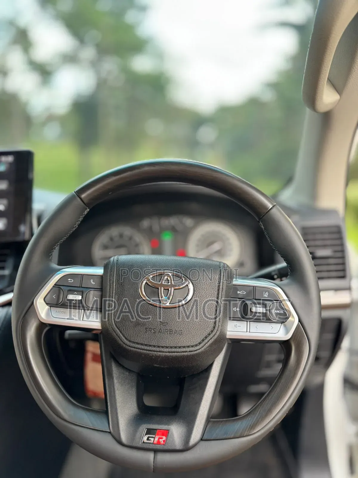 Toyota Land Cruiser Prado 2012 Pearl