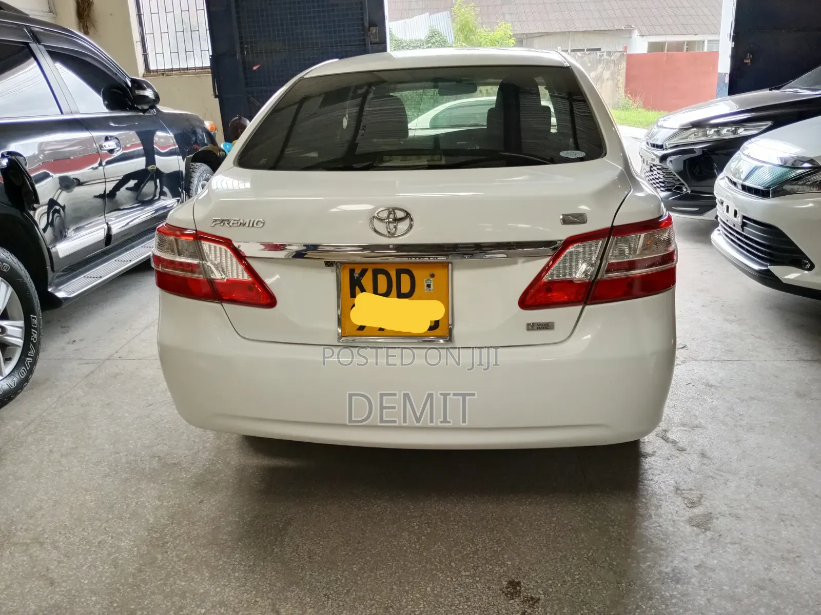 Toyota Premio 2014 Pearl