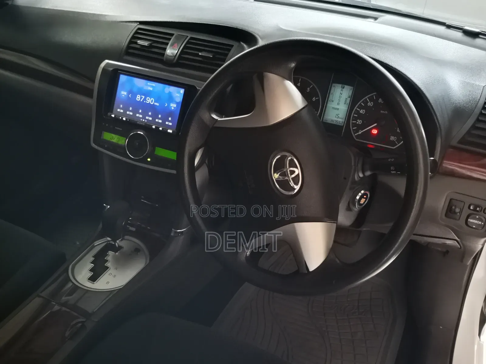 Toyota Premio 2014 Pearl