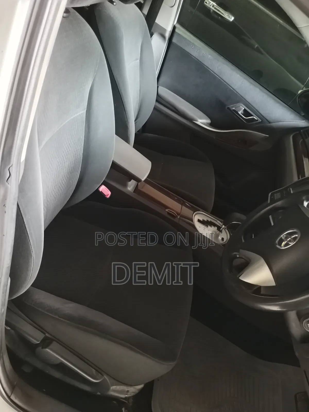 Toyota Premio 2014 Pearl