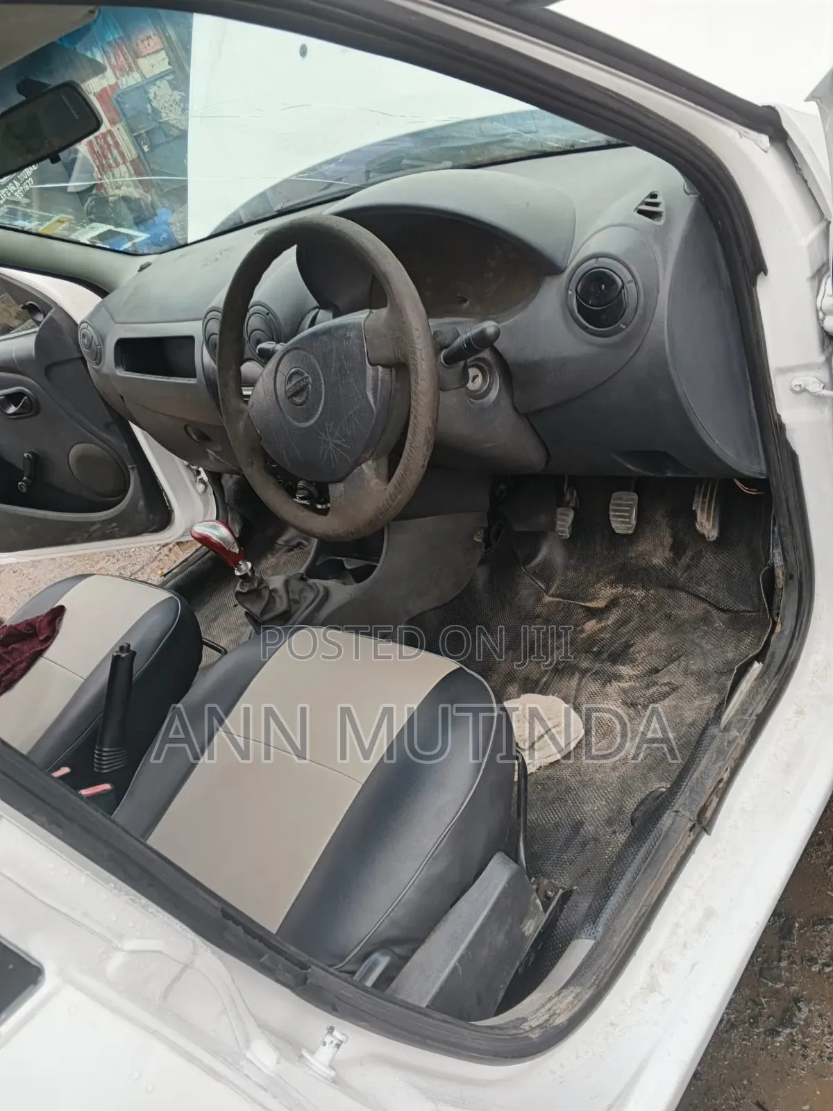 Nissan NV200 2013 White