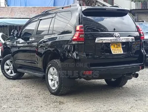 Toyota Land Cruiser Prado 2017 Black