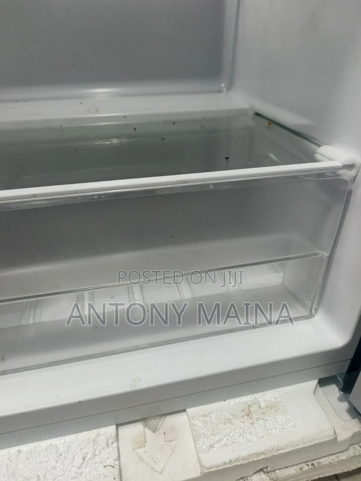 Refrigerator