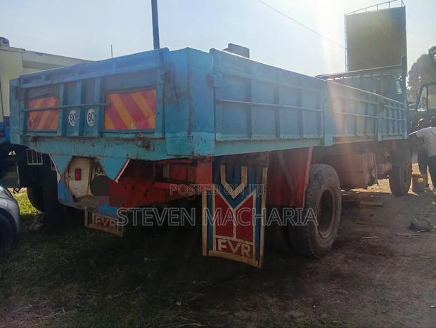 Isuzu Forward FTR - thumbnail 2