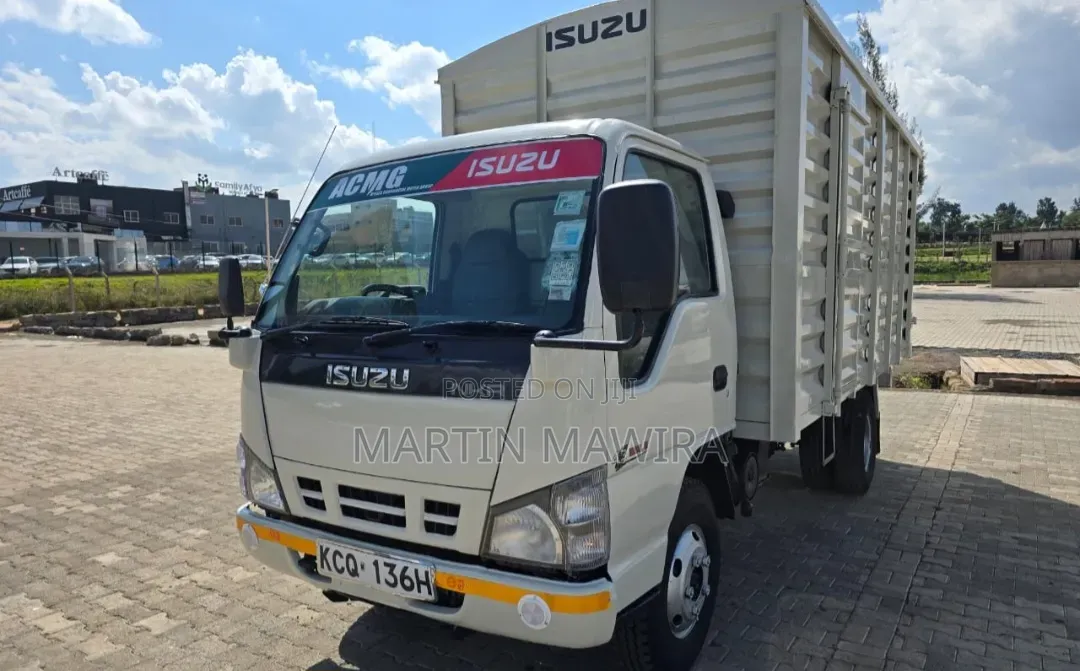 NKR Lorry 2018 White for Sale