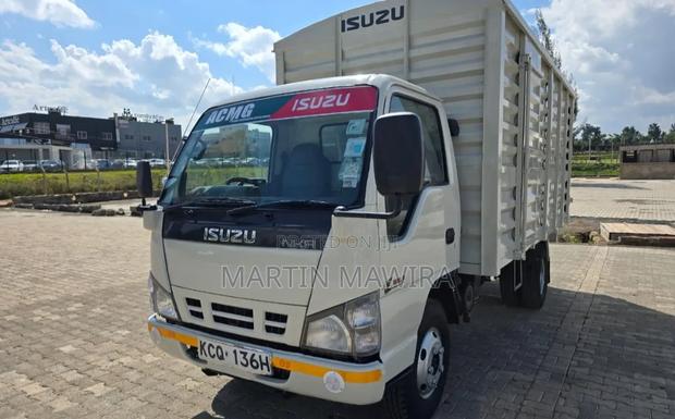 NKR Lorry 2018 White for Sale - thumbnail 6