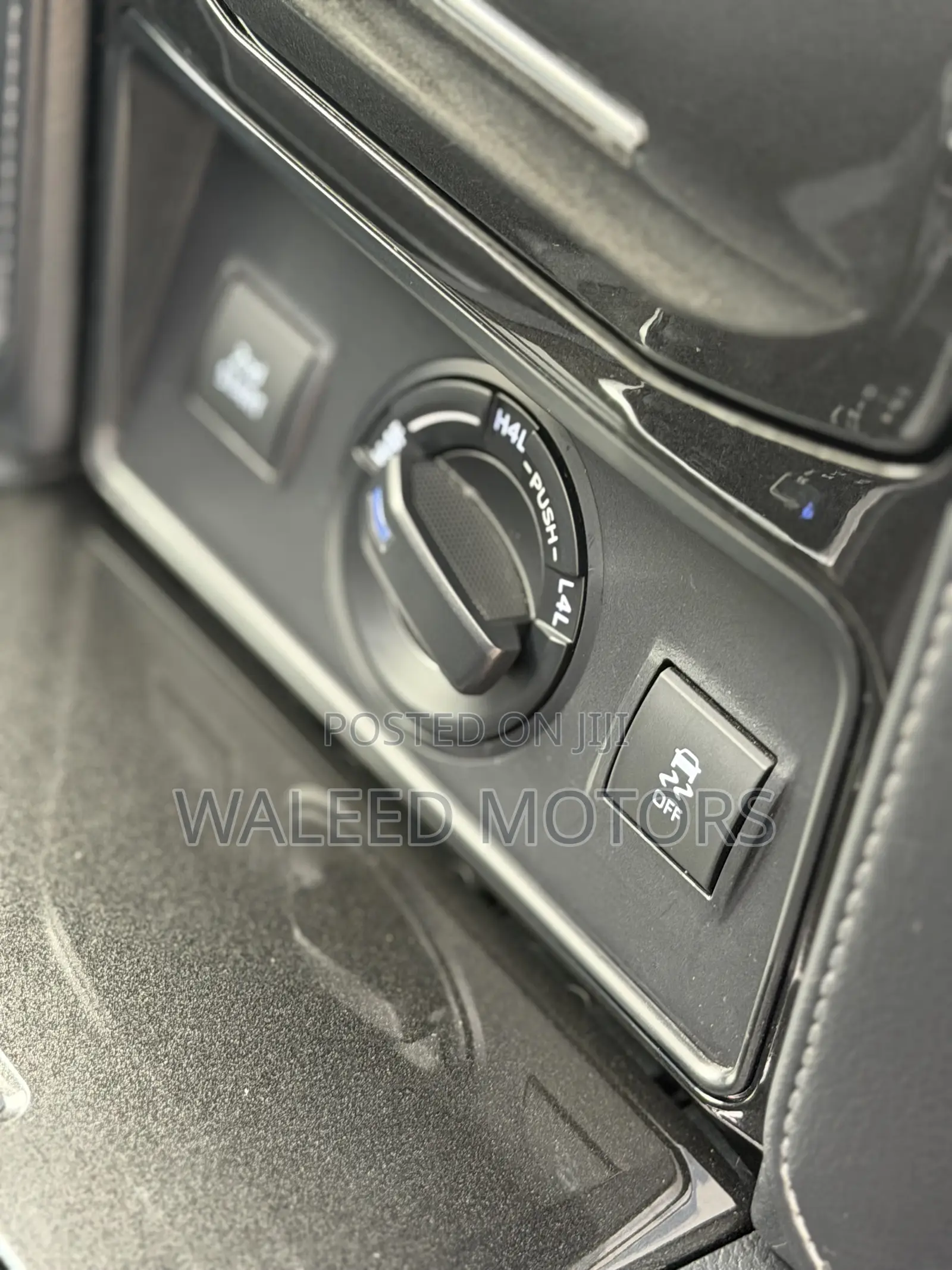 Toyota Land Cruiser Prado 2.7 2021 Black