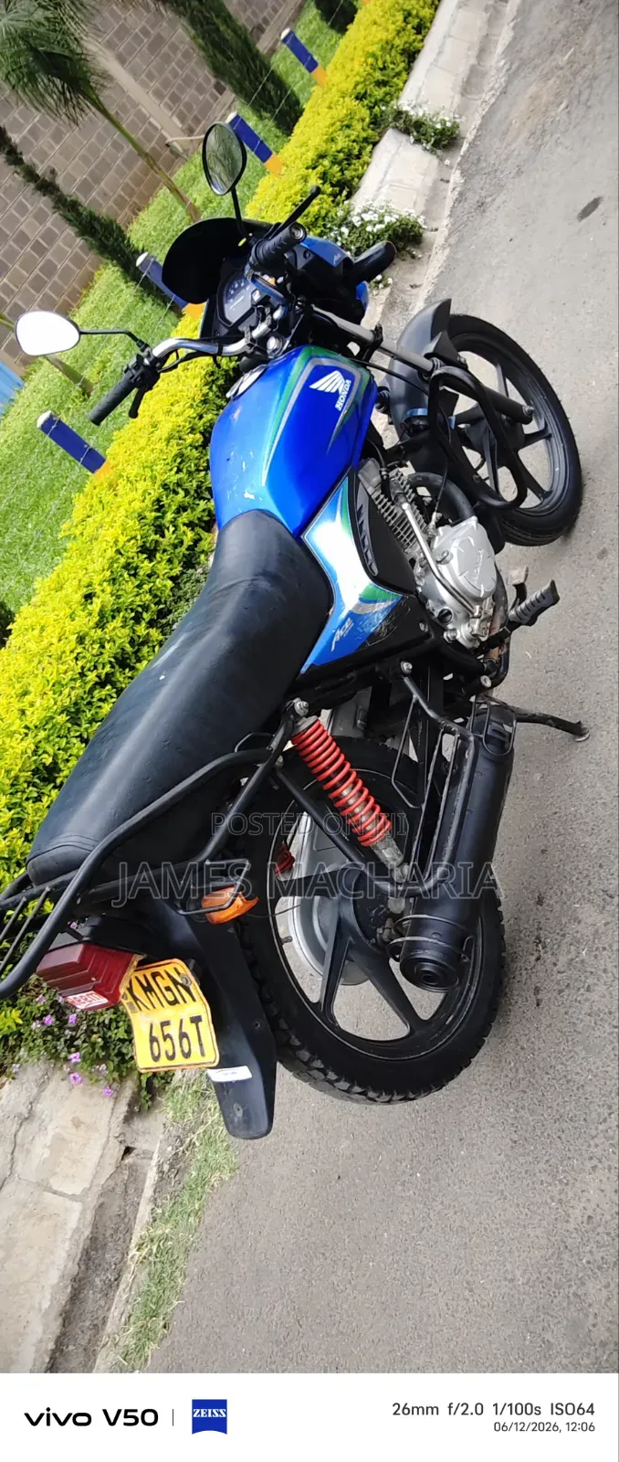 Honda CB 2025 Blue