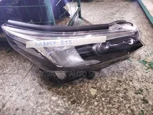 Subaru Outback Bt5 Headlight