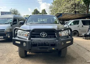 Toyota Land Cruiser 2021 Silver