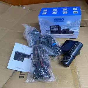 G50 Triple Lens Vehicle Camera – All-Round Driving Surveillance