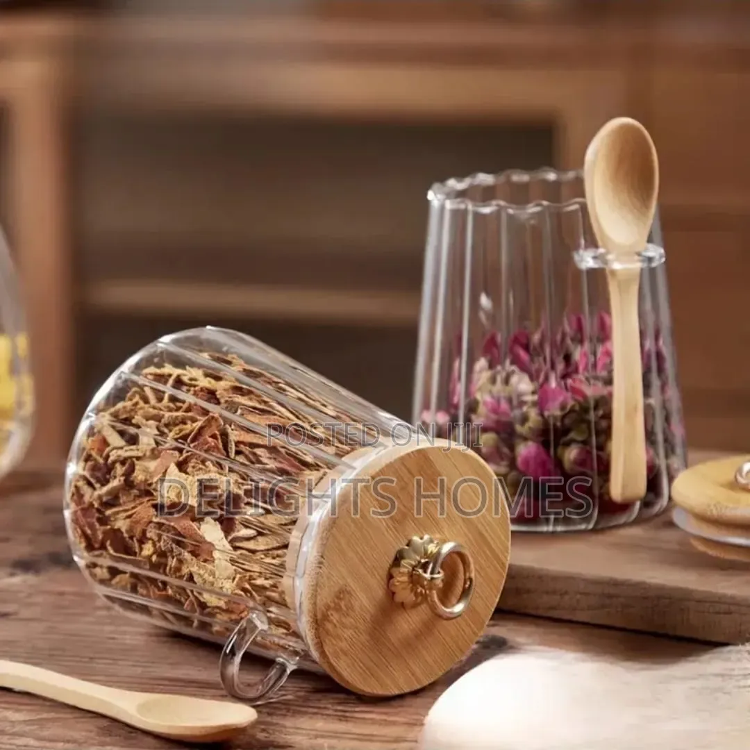 Glass Storage Jar With Bamboo Lid/Spoons_car