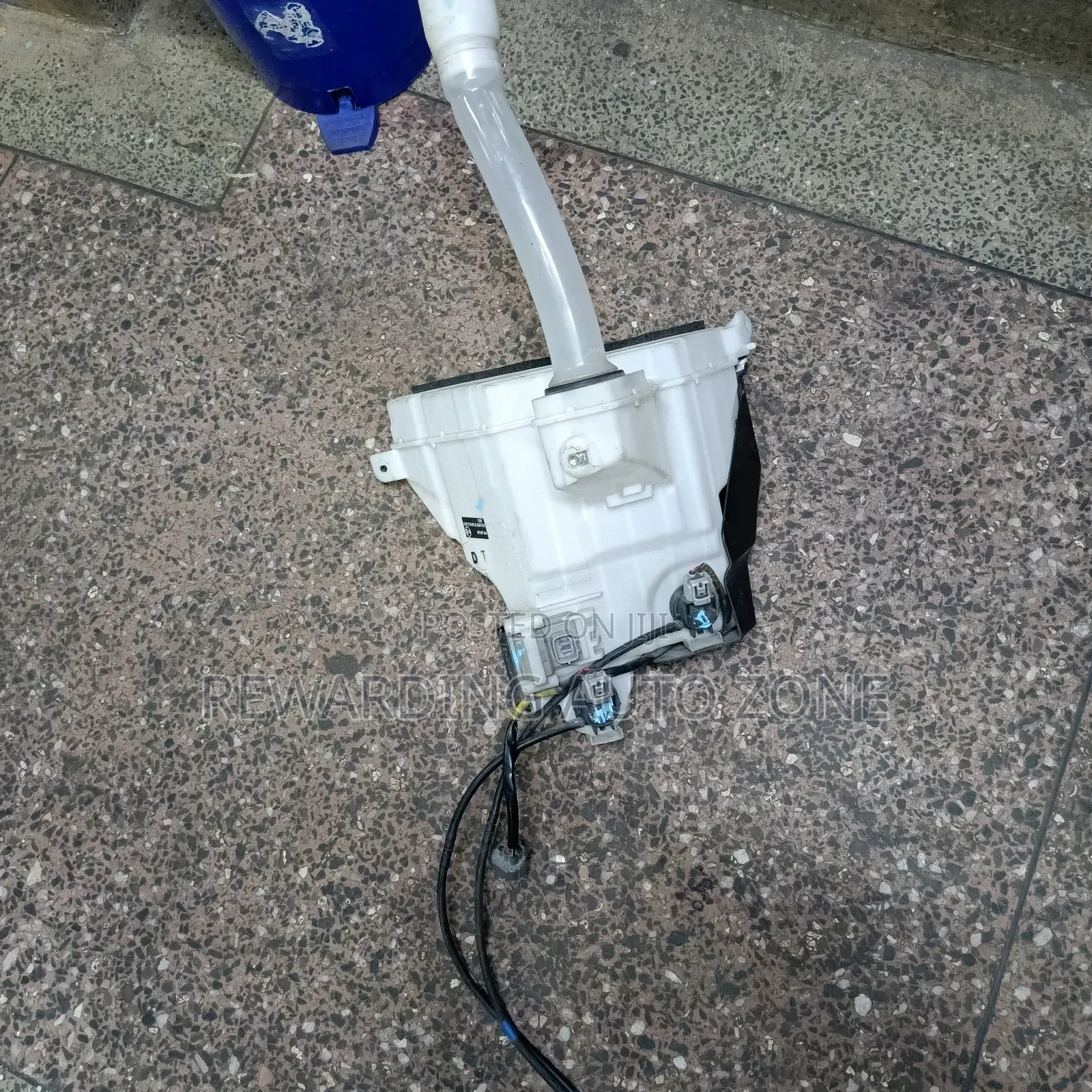 Prado J150 Washer Bottle.