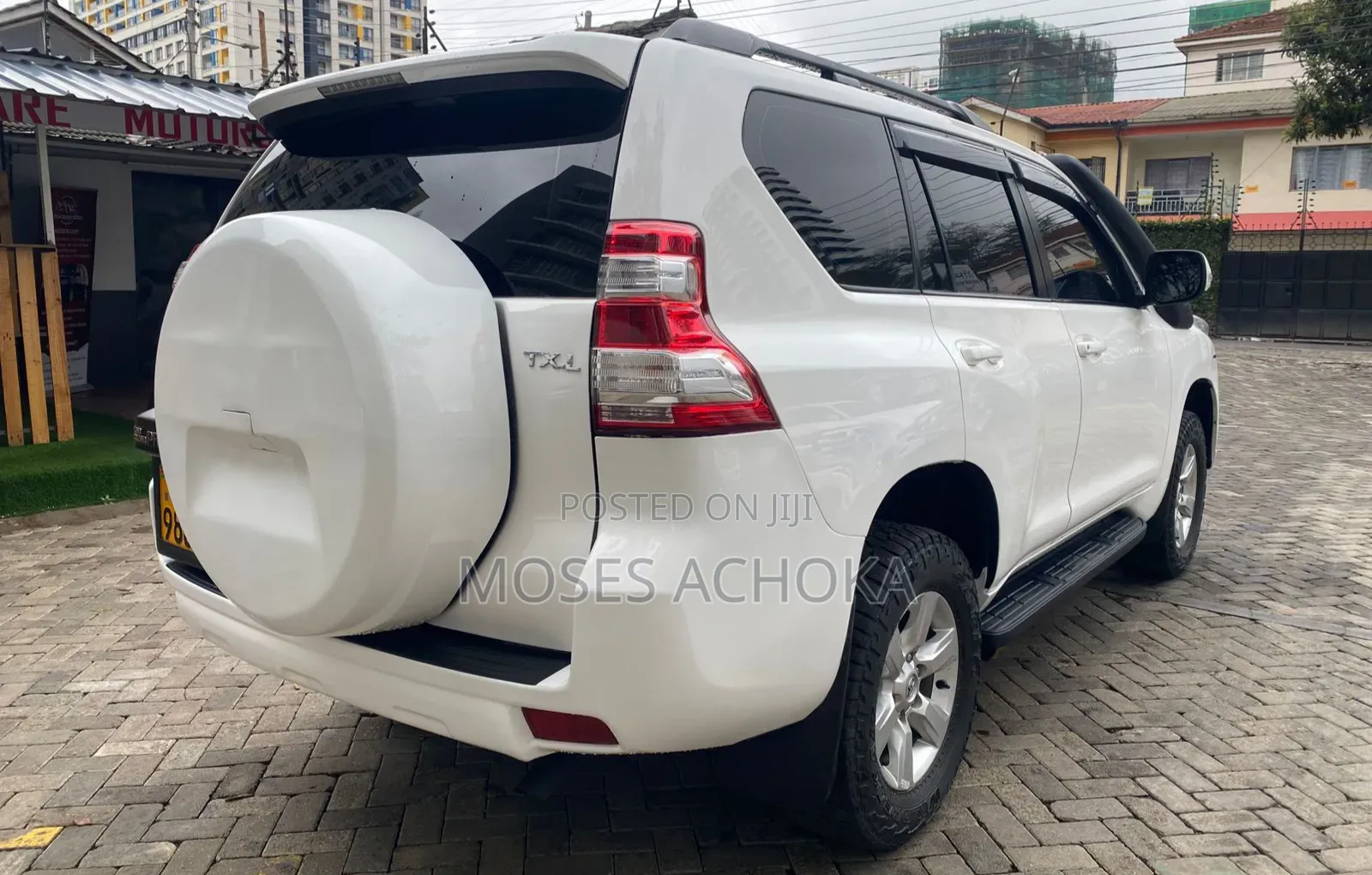 Toyota Land Cruiser 2017 White