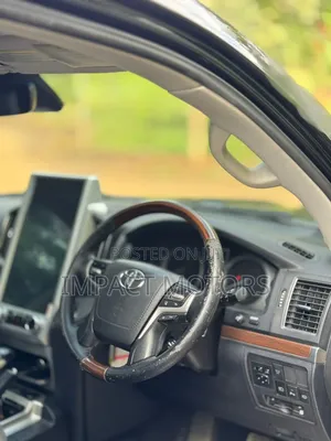 Toyota Land Cruiser Prado 2017 Black