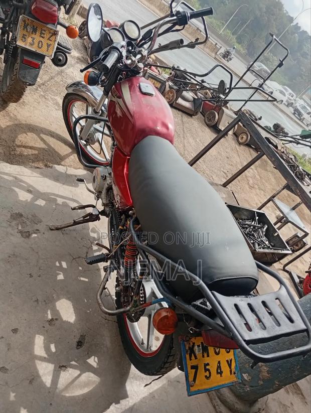 Bajaj Boxer 100 2024 Red - thumbnail 3
