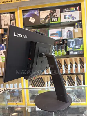 Lenovo ThinkCentre M910z AIO 8GB Intel Core i5 SSHD (Hybrid) 256GB