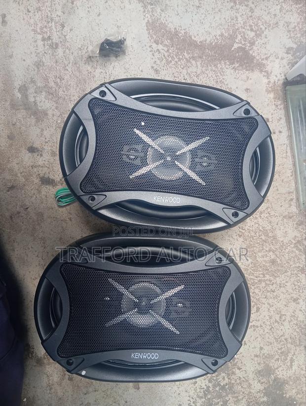 Keenwood 6 by 9 Speakers