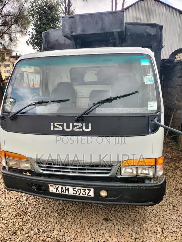 NPR Isuzu 4.3 - thumbnail 2