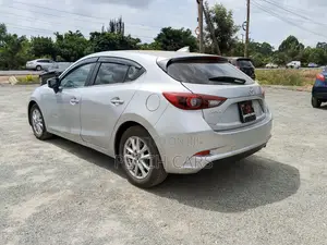 Mazda Axela 2017 Silver