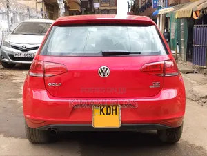 Volkswagen Golf 2015 Red