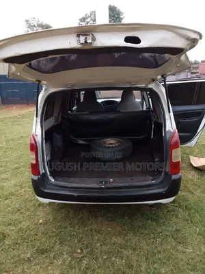 Toyota Probox 2005 White