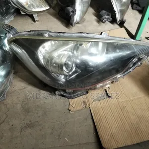 Toyota Aqua 2012 Headlight Zenon