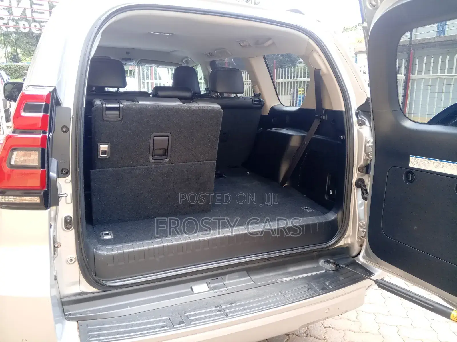 Toyota Land Cruiser 2018 Silver