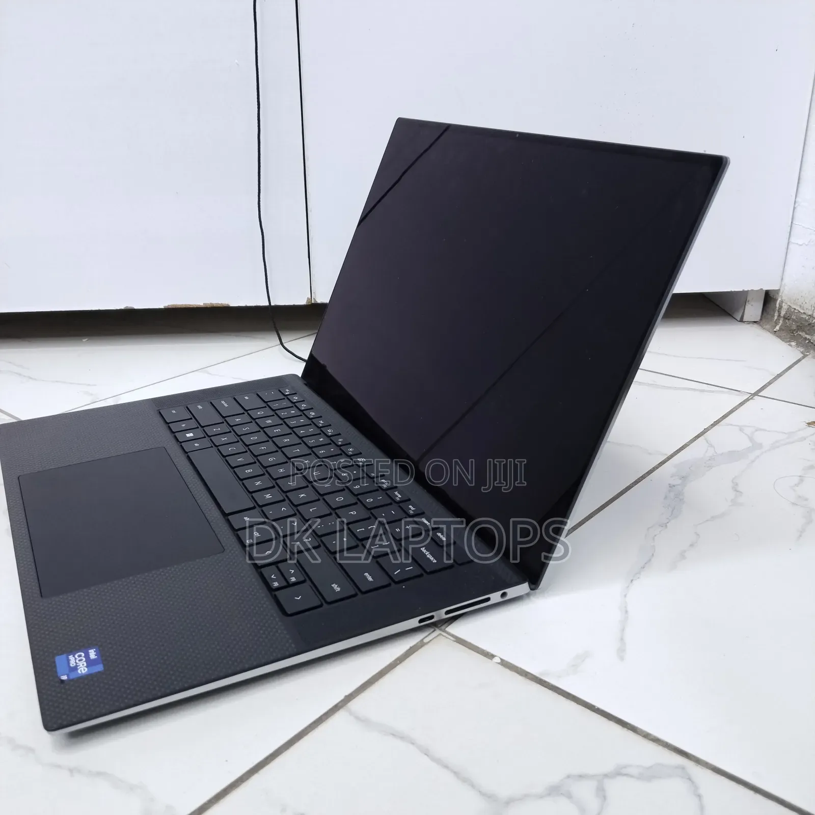 Laptop Dell Precision 5560 16GB Intel Core i9 SSD 512GB